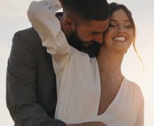 medium-shot-smiley-couple-posing-together